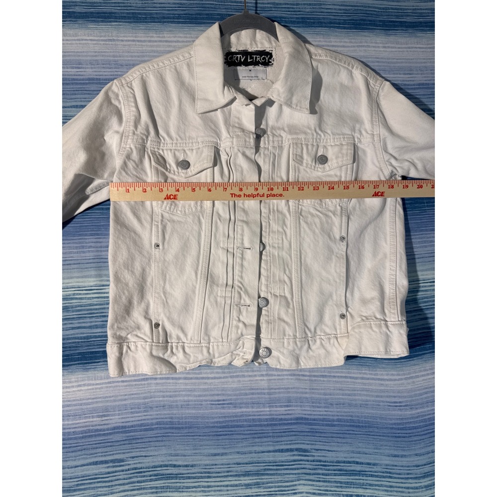 Upcycled White Denim Trucker Jacket Quilted Floral Medallion Patch Womens Medium - Picture 5 of 7